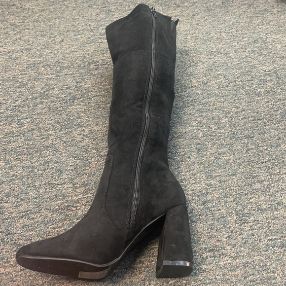 Black suede rhinestone top - Picture 2 of 6